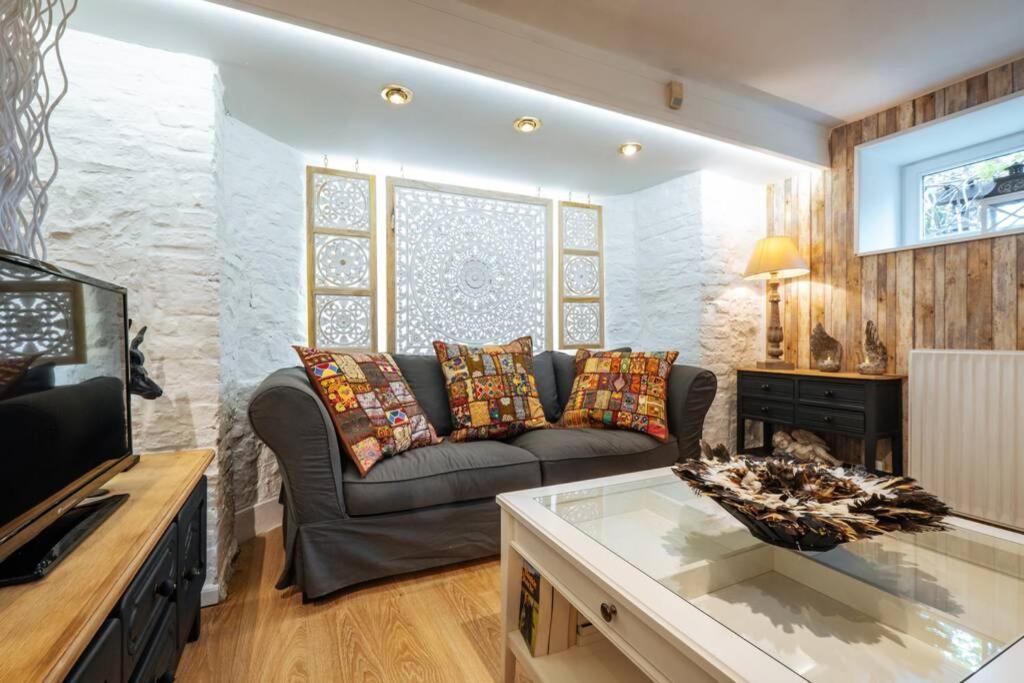 Gîte de charme au milieu du monde Namur Extérieur photo